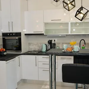 https://apartment-deni.hotelinzadar.com
